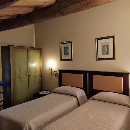 Traversetolo Agriturismo Il Gelso מראה חיצוני תמונה