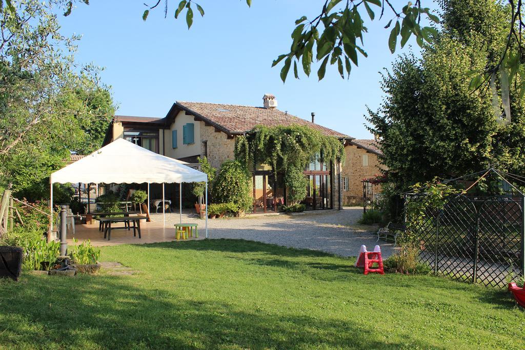 Traversetolo Agriturismo Il Gelso מראה חיצוני תמונה