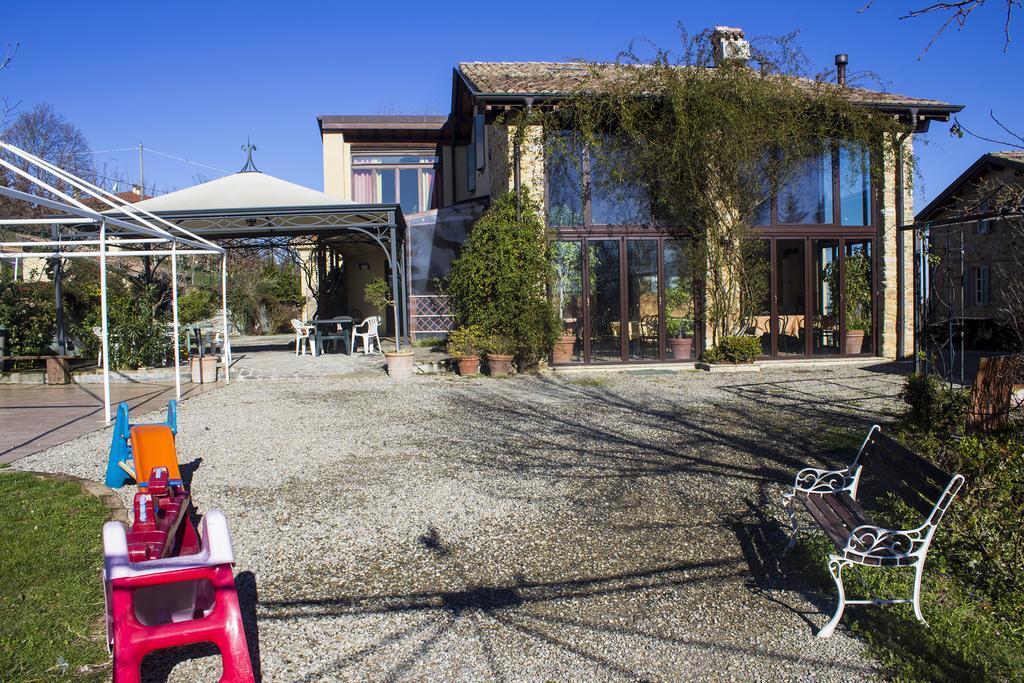 Traversetolo Agriturismo Il Gelso מראה חיצוני תמונה